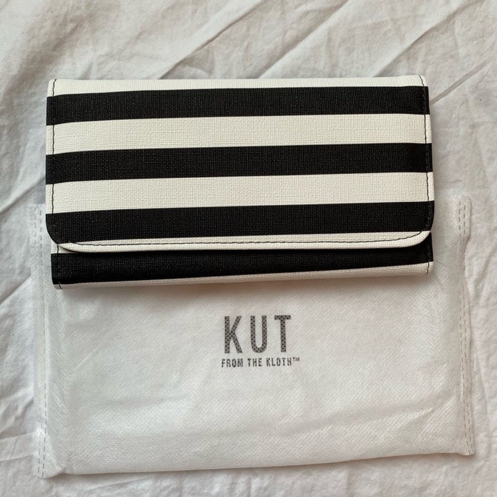 NEW! Wallet - Kut from the Kloth